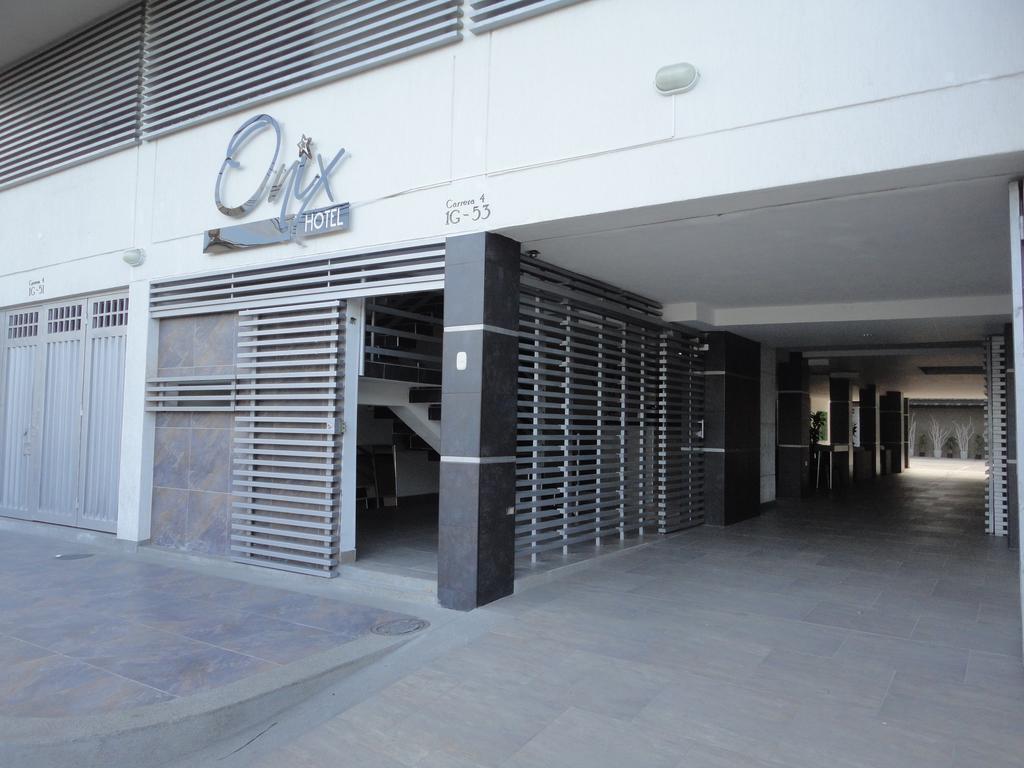 Hotel Onix T Нейва Экстерьер фото